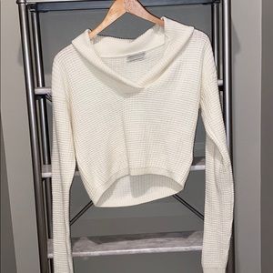 white urban outfitters cropped sweater